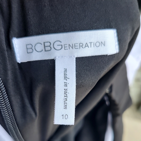 BCBGeneration Black and White Contrast Jumpsuit - Picture 6 of 6